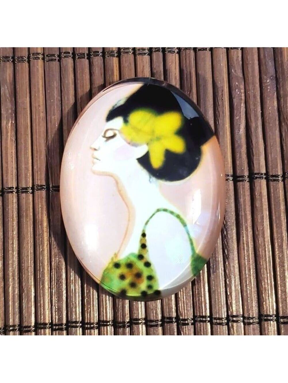 Fantasy Woman 40x30mm Oval Glass Cabochon